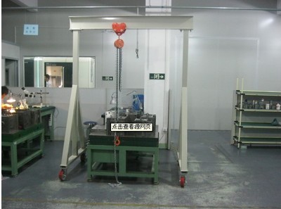 室內(nèi)移動(dòng)起吊小龍門(mén)架批發(fā)定做,石家莊3噸移動(dòng)龍門(mén)架尺寸,承德1噸簡(jiǎn)易型龍門(mén)架圖片